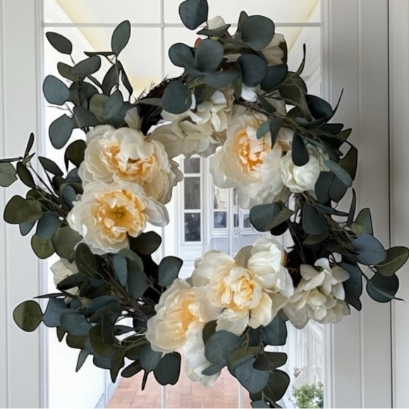 Other - NWT Elegant Cream and Green Floral PEONIE Wreath
